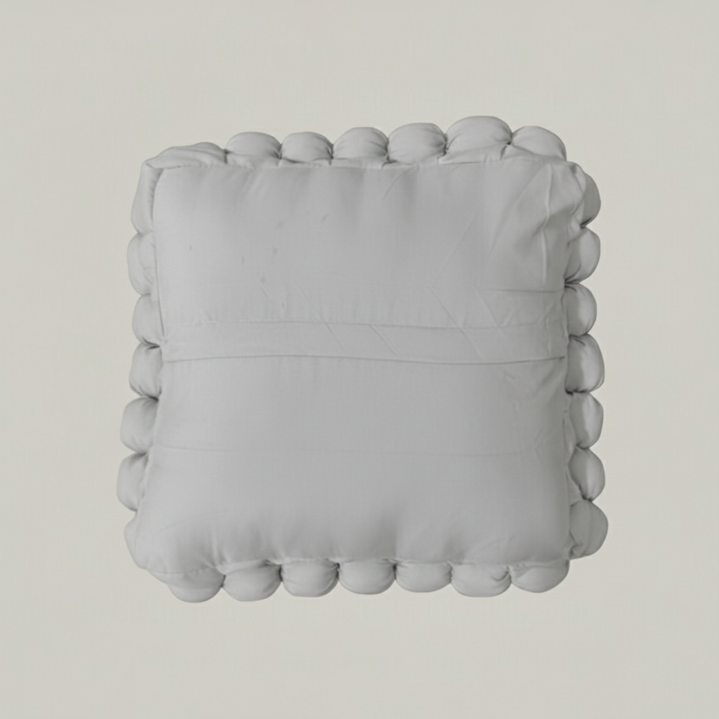 bubbel border cushion 1
